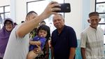 Menteri Basuki Hadimuldjono Mencoblos di Bekasi