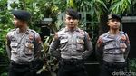 Deddy Mizwar Nyoblos Bareng Istri di TPS 61 Jatiwaringin