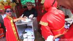TPS Unik Berbusana Tionghoa
