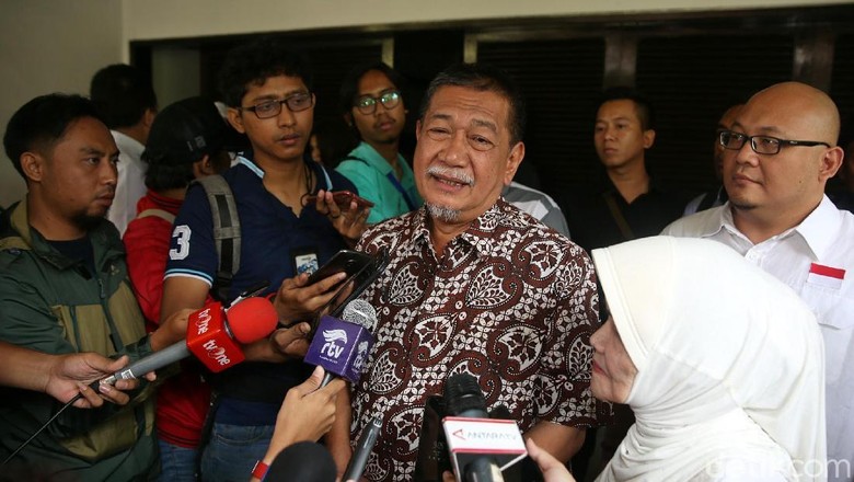 Tak Lagi Jadi Wakil Gubernur, Deddy Mizwar Kembali ke Dunia Hiburan Tak Lagi Jadi Wakil Gubernur, Deddy Mizwar Kembali ke Dunia Hiburan