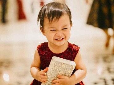 Manis Banget Senyum Anak Glenn Alinskie dan Chelsea Olivia Ini