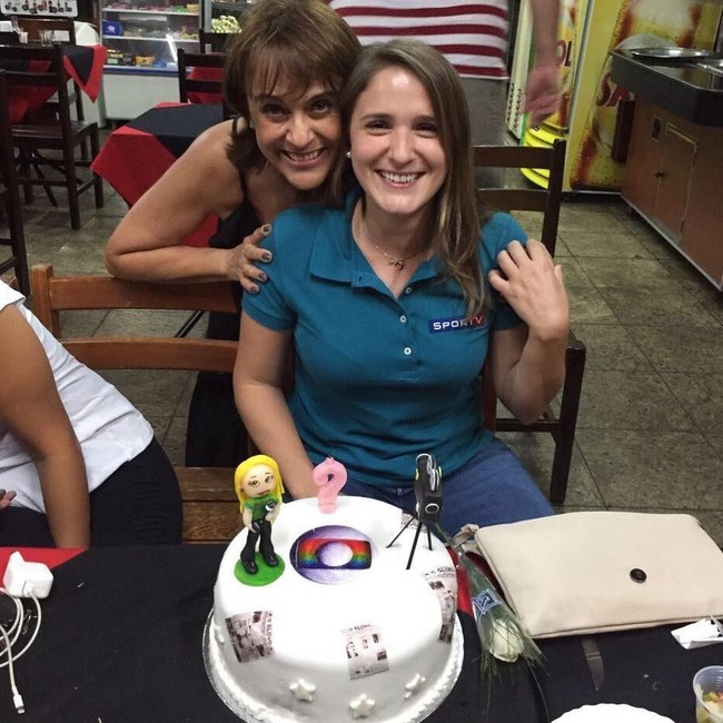 Sulit diungkapkan dengan kata-kata. Untungnya, aku tidak pernah mengalami ini di Brasil. Di sini, ini sudah terjadi dua kali. Sedih! Memalukan!, tulis Julia di akun Twitter. Foto: Instagram @jujuguimaraes25