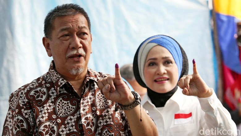 Ini Pesan Demiz Buat Ridwan Kamil-Uu yang Menangi Quick Count Ini Pesan Demiz Buat Ridwan Kamil-Uu yang Menangi Quick Count