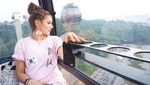Intip Gaya Liburannya Instruktur Kebugaran Cantik Thailand