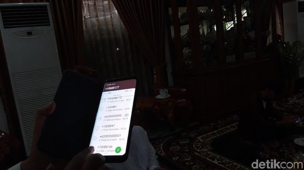 Sebelum Nyoblos, Khofifah Ratusan Kali Ditelepon Nomor Tak Dikenal 
