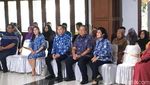 Disopiri Ibas Naik Mobil Golf, Ini Momen SBY Nyoblos di TPS