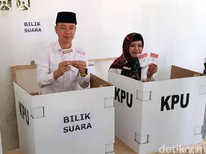 Minta Restu Ibu, Cawalkot Sukabumi Jona Arizona Yakin Menang