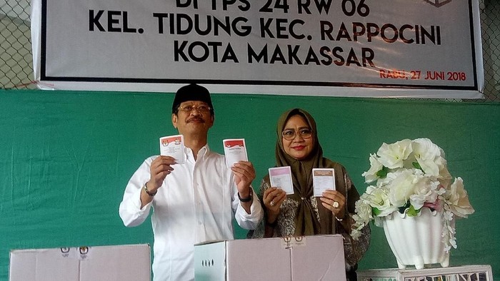 Nyoblos Bareng Keluarga, Ichsan Yasin Yakin Menang Pilgub Sulsel