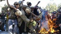 Pada 2017, sekitar 1,7 juta orang asing mengunjungi Pakistan dan 200 ribu lebih banyak dari tahun sebelumnya. Pada Januari 2018, Pakistan mengumumkan adanya visa on arrival selama 30 hari (CNN Travel)