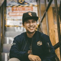 Emil Dardak mencuri perhatian karena usianya masih terbilang muda ketika menjadi bupati Trenggalek. Usianya saat itu masih 31 tahun ketika menjabat sebagai bupati. Foto: dok. Instagram (Emildardak)