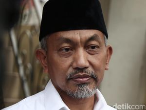 Presiden PKS Tulis Surat Terbuka ke Jokowi, Tolak Harga BBM Naik