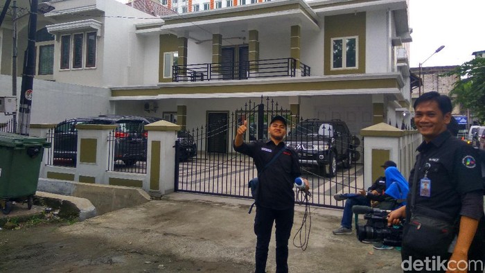 Jelang Pencoblosan Pilgub Sumut, Begini Suasana di Rumah Djarot