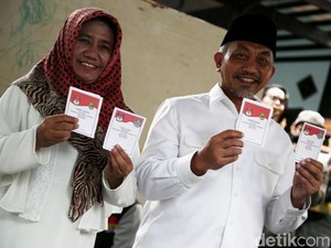Pasangan Asyik Menang Telak di TPS Tempat Ahmad Syaikhu Nyoblos