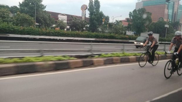 Kakorlantas Polri, Irjen Royke Lumowa mengatakan patroli ini bertujuan untuk melihat situasi pilkada serentak hari ini.