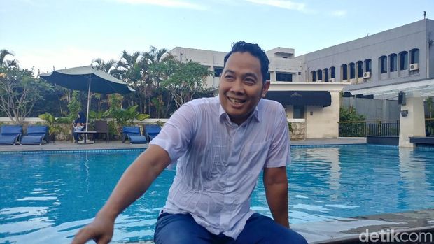 Menang Quick Count, 'Ridwan Kamil' Diceburkan ke Kolam Hotel
