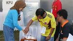 Gempita Piala Dunia di TPS Ridwan Kamil