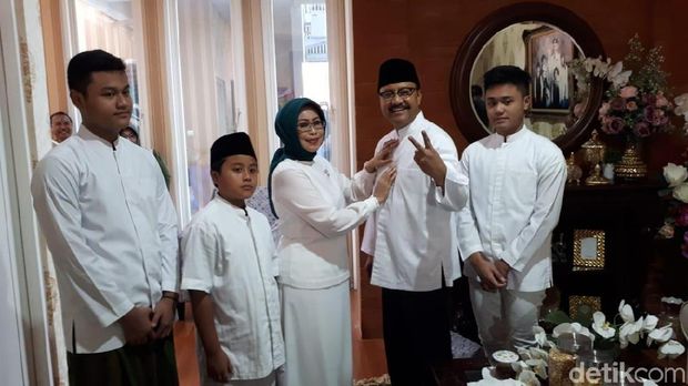  Persiapan Gus Ipul sebelum nyoblos / 