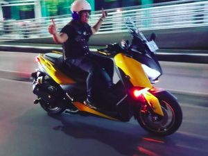 Sandy Pas Band Bentuk Komunitas Motor, Namanya Unik