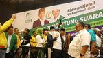 Suka Cita Pendukung Ridwan Kamil