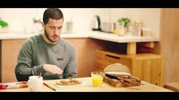 Eden Michael Hazard merupakan pesepakbola asal Belgia, yang dapat bermain di posisi gelandang serang dan sayap. Akrab disapa Hazard, pria tampan ini ternyata gemar makan es loli dan pesta barbecue. Foto: Instagram @hazardeden_10 - Istimewa