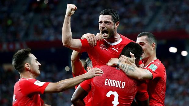   The Swiss national team has the same chances as Sweden to qualify for the round of 16. 