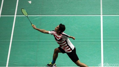 Menyaksikan Pertandingan Bulutangkis di Tangan Difabel