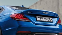 Adalah Genesis, merek mobil mewah buatan Hyundai yang berhasil mengalahkan merek-merek mobil papan atas seperti Porsche dan Lexus. Foto: Genesis
