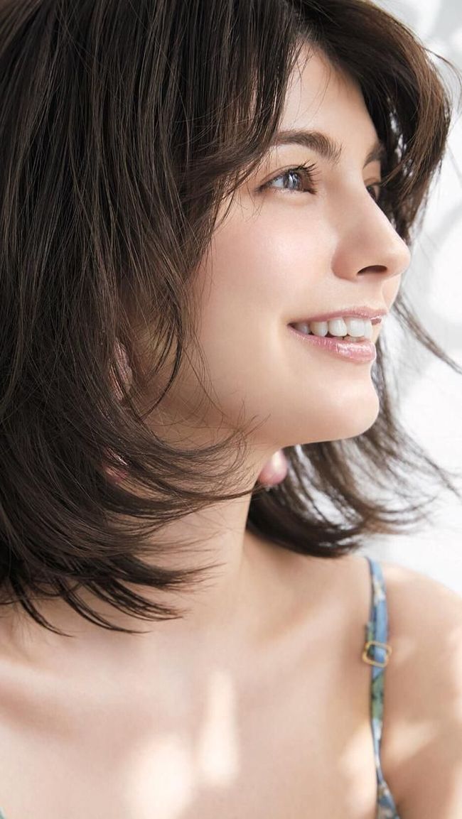 Natsuki Margaret pernah mendapat gelar sebagai WAGs tercantik di Asia. 