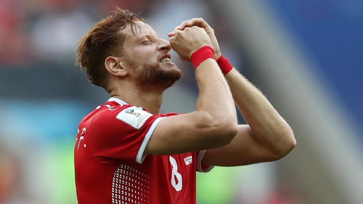 Striker Tunisia Fakhreddine Ben Youssef akan menjadi kiper cadangan di laga melawan Panama (Foto: Carl Recine/Reuters)
