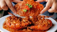 Waduh, sausnya yang kental dan capit kepiting yang tebal ada dalam piring milik akun @imahmiun. Wah, daging kepitingnya pasti tebal tuh! Foto: Istimewa