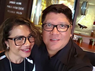 Menikah 24 Tahun, Ruth Sahanaya dan Jeffry Makin Mesra