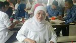 Khofifah Indar Parawansa Ternyata Doyan Ngopi dan Makanan Tradisional