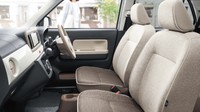 Sedangkan untuk dapur pacunya, Mira Tocot disematkan mesin 660 cc inline 3 silinder yang menghasilkan 58 daya kuda, tersedia dalam penggerak depan (FWD) juga all wheel drive (AWD), dengan transmisi otomatis CVT. Foto: Dok. Daihatsu