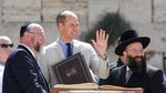 Intip Perjalanan Bersejarah Pangeran William di Israel-Palestina
