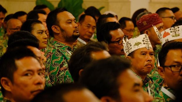 Jokowi menyinggung besarnya anggaran yang digelontorkan pemerintah untuk penelitian dan pengembangan.