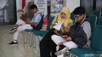 Beberapa hal yang diatur dalam Permendikbud itu antara lain tentang zonasi, waktu pelaksanaan PPDB, dan persyaratan usia bagi siswa-siswi yang ingin melanjutkan pendidikan ke jenjang yang lebih tinggi.