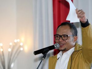 Nyaleg, Hanif Dhakiri Pastikan Tak Ganggu Kerja di Kabinet Jokowi