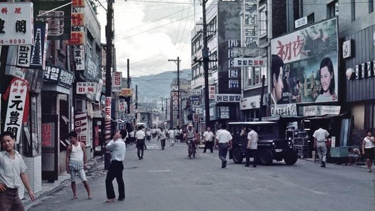 Wajah Korea Selatan Jaman Masih Melarat Wajah Korea Selatan Jaman Masih Melarat