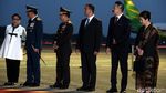 Jokowi Sambut Kedatangan Mahathir di Bandara Halim