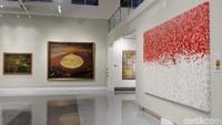 Sekitar 100 karya koleksi Iwan K.Lukminto dipajang di museum. 50 karya adalah modern, sisanya lagi kontemporer. Foto: Tia Agnes/ detikHOT