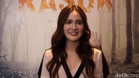 Shandy Aulia saat ditemui di acara gala premier film Rasuk di Plaza Senayan, Jakarta Pusat, Rabu (27/6) malam. Foto: Pool/Noel/DetikFoto.