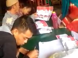 Viral Video Diduga KPPS Cianjur Arahkan Coblos Ridwan Kamil