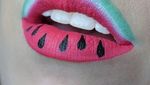 Uniknya 10 Gaya Makeup Bibir Bertema Makanan, Mulai Buah hingga Cake Cantik