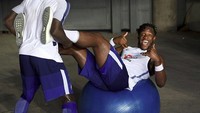 Dengan hati senang, maka latihan pun juga menyenangkan dan akan membuat hasil optimal. Foto: Instagram/mbatshuayi