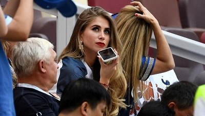 Cantiknya Pacar Paul Pogba, Mantan Agen Real-Estate yang Kini Jadi Model