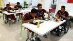 Mengintip Atlet Disabilitas Menikmati Beragam Makanan di Dining Hall