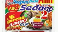 Ingat, Bhinneka Tunggal Ika berarti berbeda-beda namun satu. Penafsiran bebas tergantung individu, namun ada baiknya tidak terlalu literal dalam memaknai sesuatu, tulisnya saat mengunggah kreasi yang satu ini. Foto: Twitter AgamaIndomie