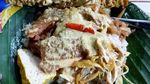 Yuk, Sarapan Nasi Ayam Semarang yang Sedap Mlekoh Ini!
