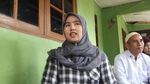 Foto: Rabiatul, Guru yang Dipecat karena Pilih Ridwan Kamil