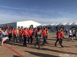 Lautan Merah-Putih di Kaliningrad